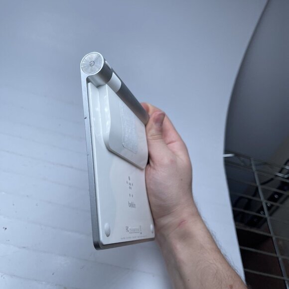 Belkin F8T067 Aluminum YourType Bluetooth Wireless Keypad for iMac Mac - Picture 4 of 8